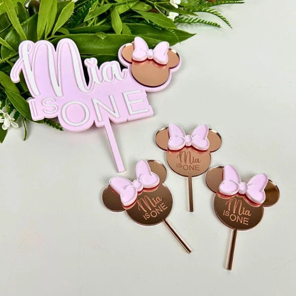 Toppers Personalizados - “Mia is One” "Name is One"